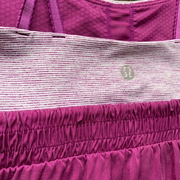 Lululemon bliss tank - Picture 4 of 6